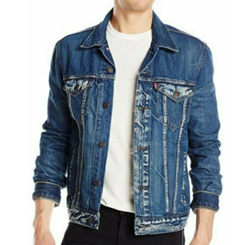 Levi's Trucker Jean Jacket Faded Distressed Size Small NWT